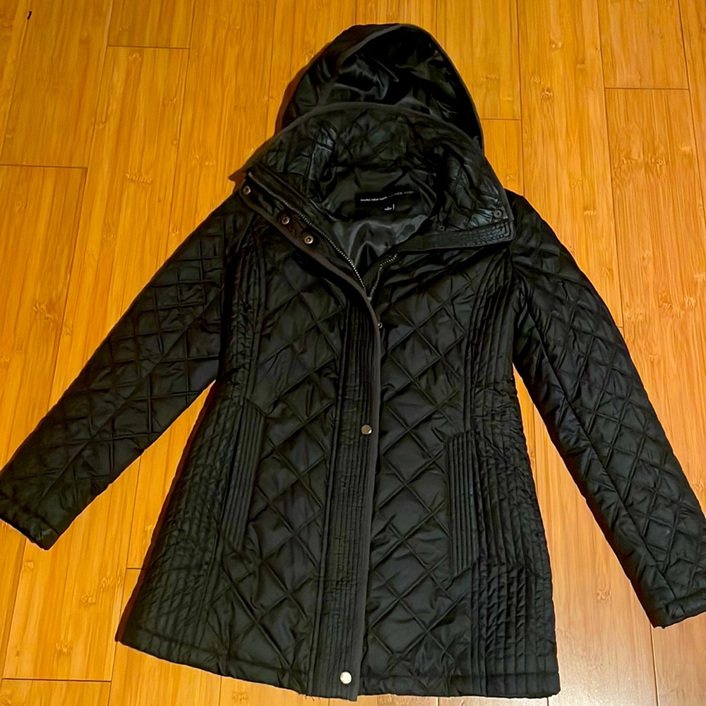 Marc New York mid weight hooded puffer jacket. Black size small.